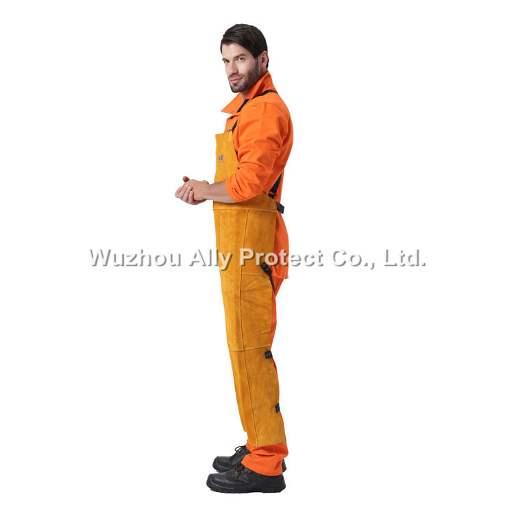 AP-2236 Golden Leather Bib with Leg Apron